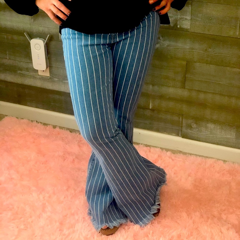 LAST ONE!! Cello Jeans Striped Super Flare Jeans - Picture 4 of 14